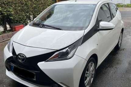 Toyota Aygo 43.300 km 9.750 &euro; Sindelfingen, Stadt 71063