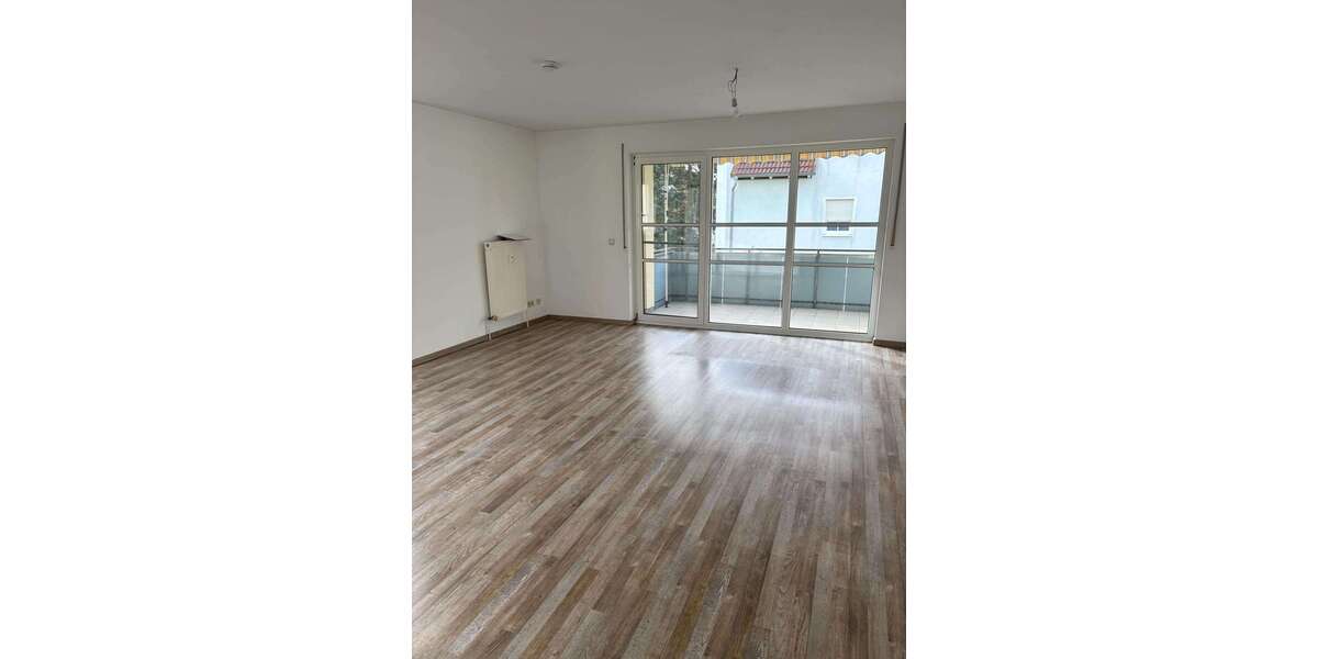 Etagenwohnung Hirschaid - 3 Zimmer, 79 m&sup2;, 270.000&euro; | Angebot:26029968