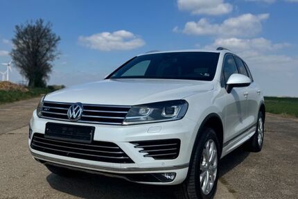 VW Touareg 190.000 km 19.000 &euro; Schwalbach am Taunus 65812