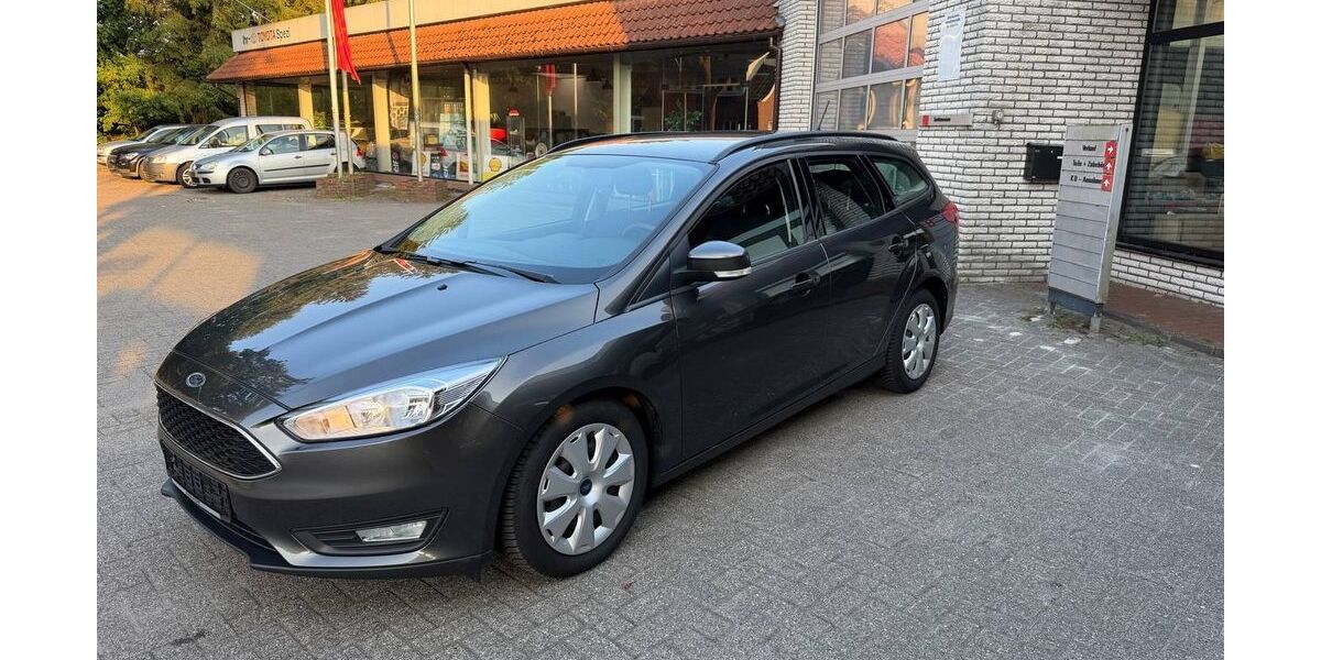 Ford Focus 110.000 km 6.950 &euro; Rhauderfehn 26817