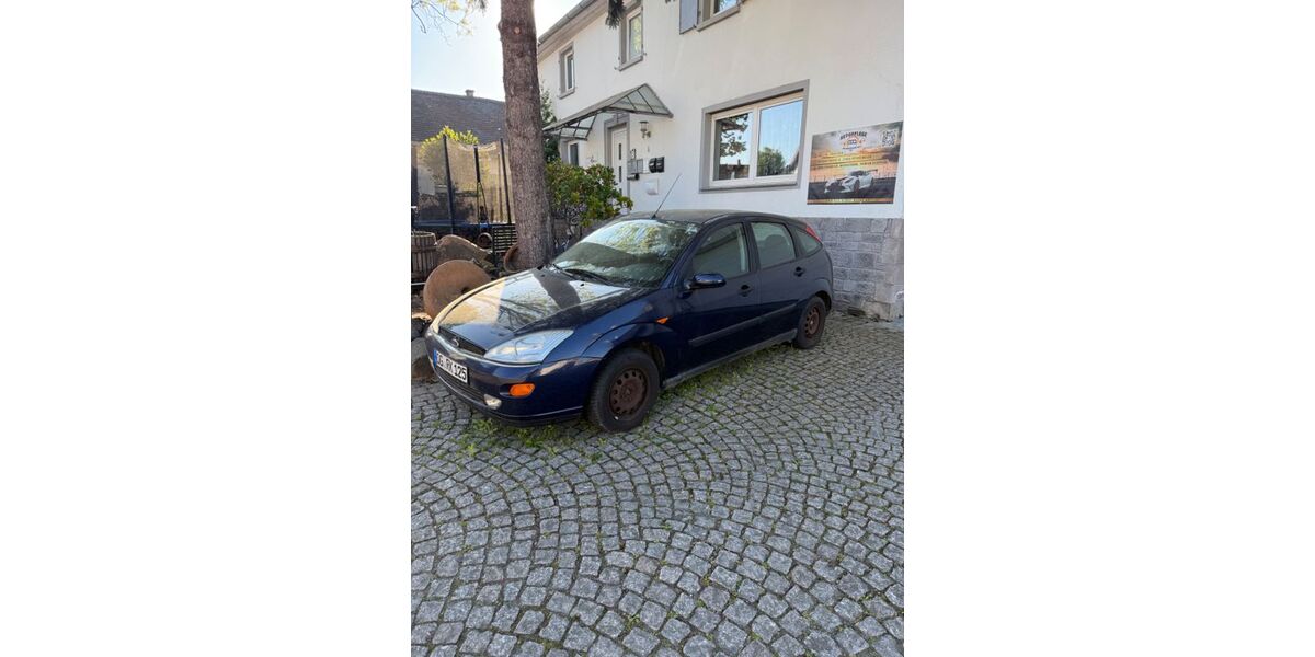 Ford Focus 178.000 km 750 &euro; Ottersweier 77833
