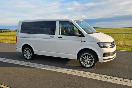 VW T6 Kombi 236.000 km 16.990 € Steinbach 96361