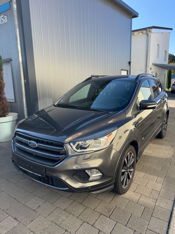 Ford Kuga 82.700 km 16.900 € Breisach 79206