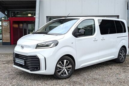 Toyota Proace (Verso) 5.000 km 39.990 &euro; Warmsen 31606