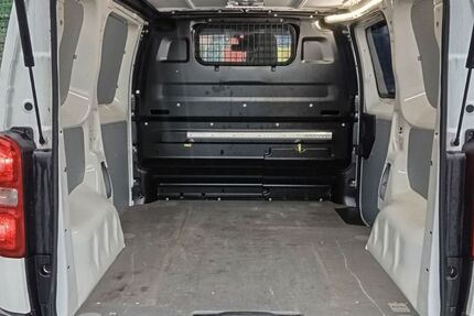 Opel Vivaro 26.500 km 20.990 &euro; Kircheib 57635