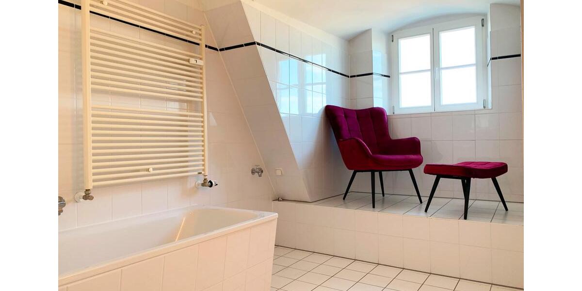Dachgeschoßwohnung Halle (Saale) - 3 Zimmer, 75 m&sup2;, 1.190&euro; | Angebot:26008357