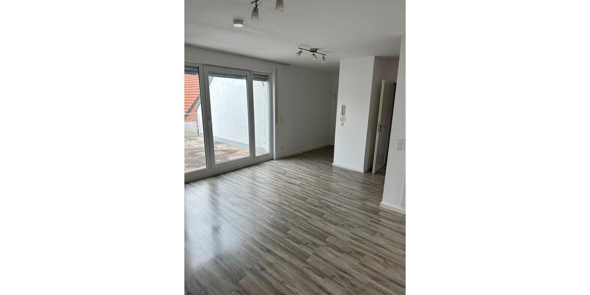 Dachgeschoßwohnung Holzgerlingen - 3.5 Zimmer, 103 m&sup2;, 1.700&euro; | Angebot:24785540