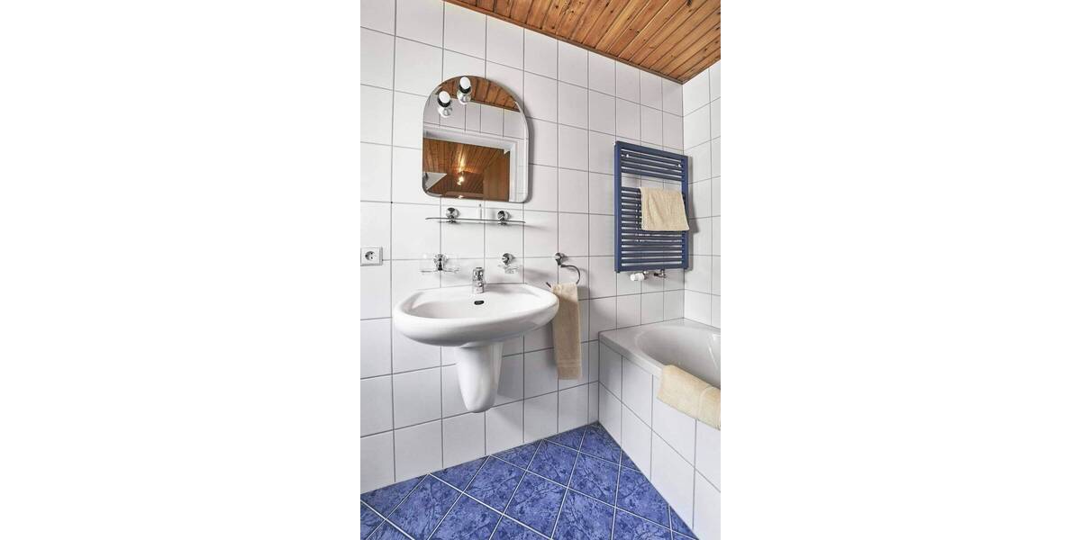 Gewerbeobjekt Simonswald - 1 Zimmer, 1.295.000&euro; | Angebot:26161227