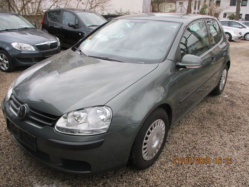 VW Golf 230.000 km 2.950 € Bonn 53175