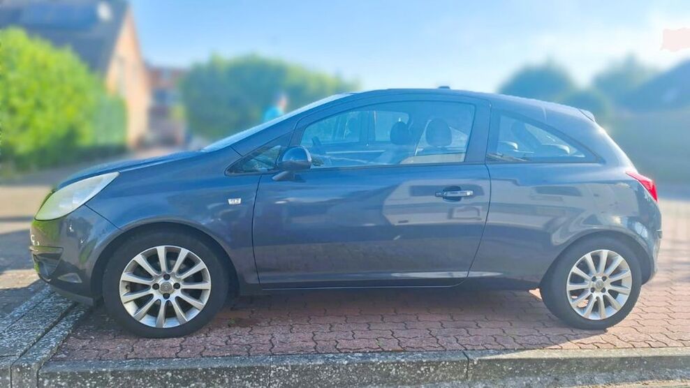 Opel Corsa 103.400 km 2.600 € Dänischenhagen 24229