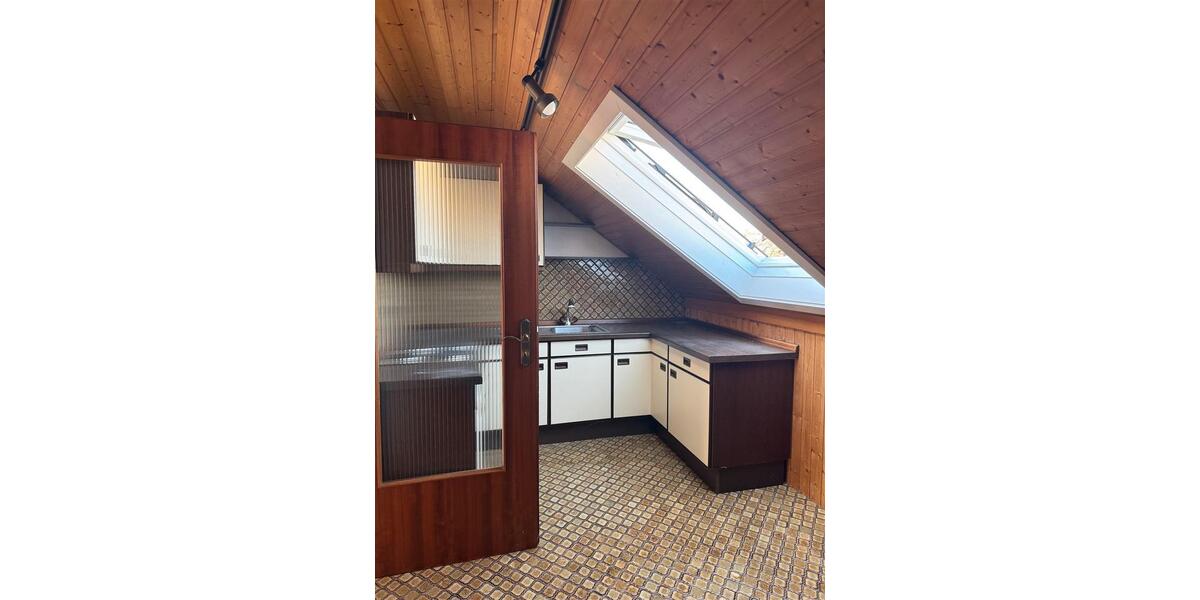 Einfamilienhaus Coburg - 8 Zimmer, 160 m&sup2;, 1.390&euro; | Angebot:26112781