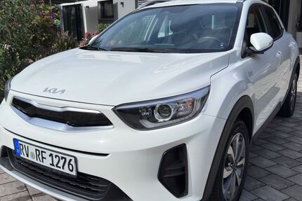 Kia Stonic 11.200 km 16.800 &euro; Ravensburg 88212