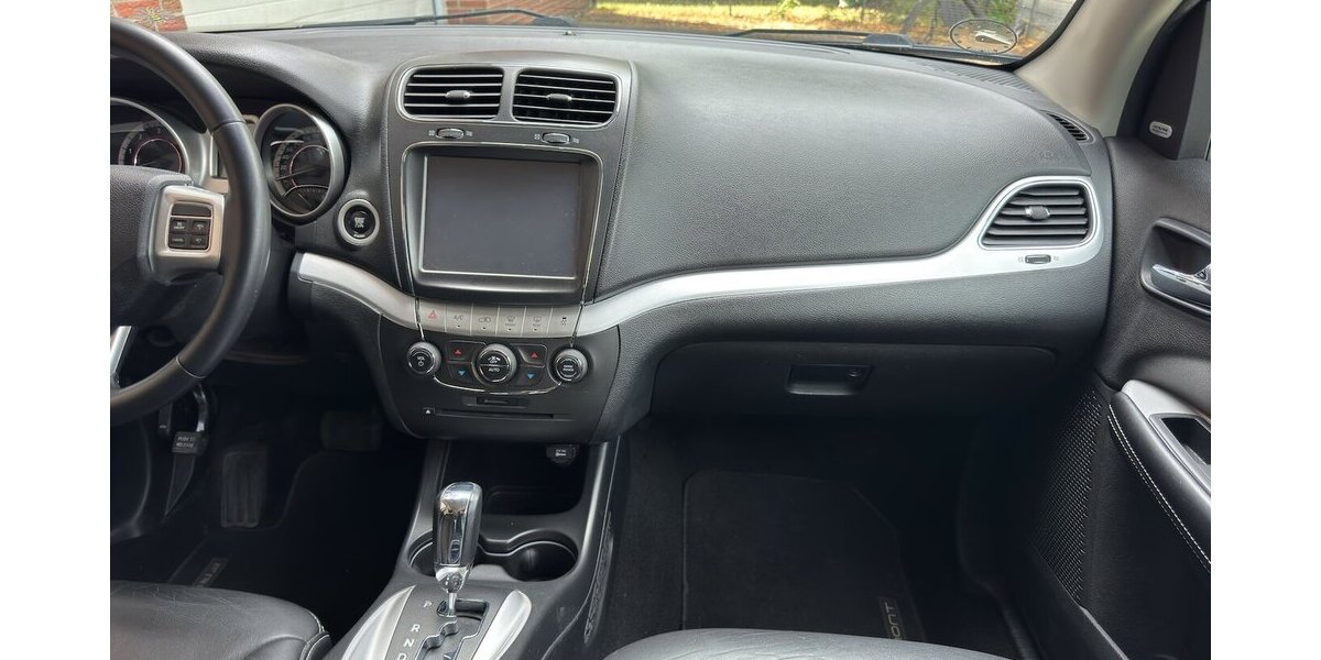 Fiat Freemont BLACK CODE AWD ALLRAD 136.000 km 9.999 &euro; Hamburg 22339