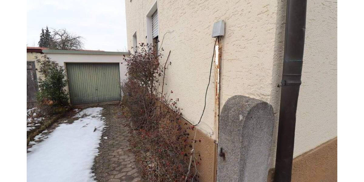 Mehrfamilienhaus, Wohnhaus Ansbach - 9 Zimmer, 172 m&sup2;, 299.000&euro; | Angebot:25726904