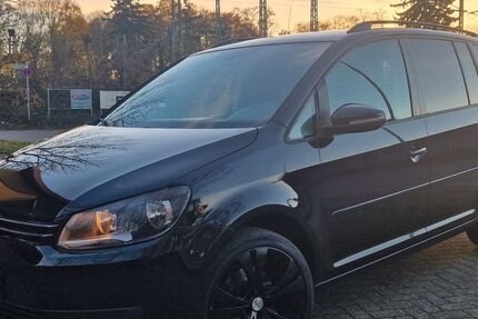 VW Touran 132.500 km 7.600 &euro; Germersheim 76726