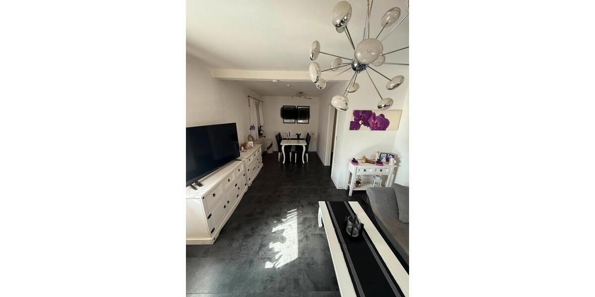 Mehrfamilienhaus, Wohnhaus Marbach am Neckar - 7 Zimmer, 165 m&sup2;, 390.000&euro; | Angebot:27076711