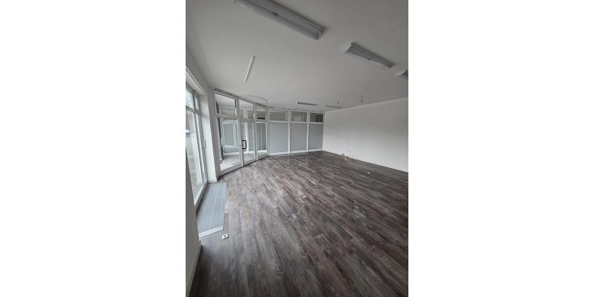 Gewerbeobjekt Künzell - 850&euro; | Angebot:26385444