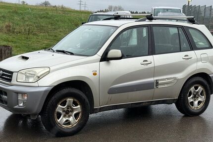 Toyota RAV 4 243.000 km 2.650 &euro; Dotternhausen 72359