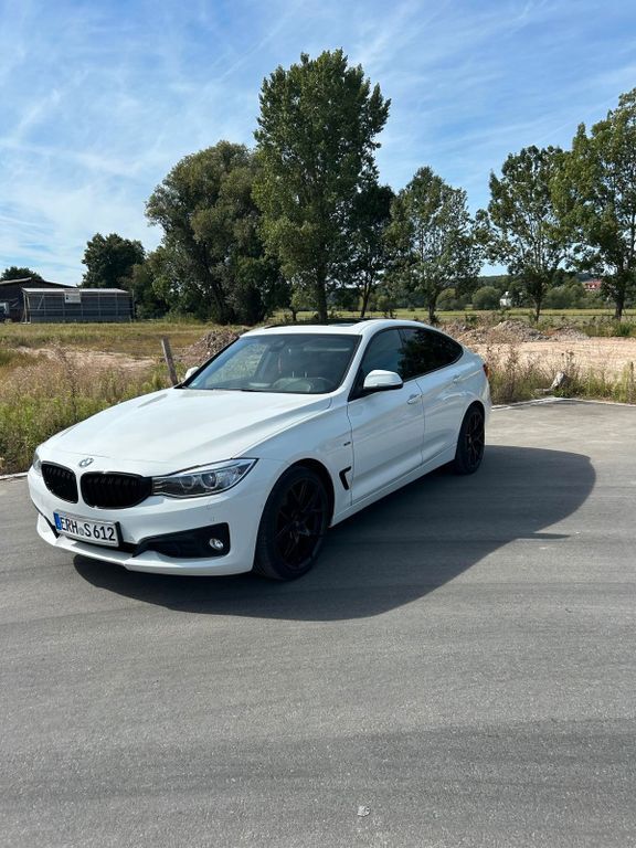 320 Gran Turismo