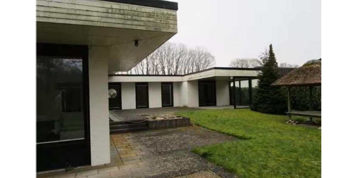 Zwangsversteigerung: Haus mit Grundstück – Verkehrswert festgeset zimmer