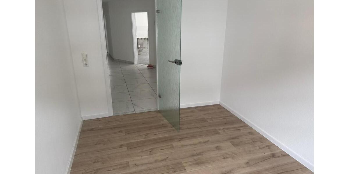 Etagenwohnung Usingen - 3 Zimmer, 100 m&sup2;, 1.500&euro; | Angebot:26341041