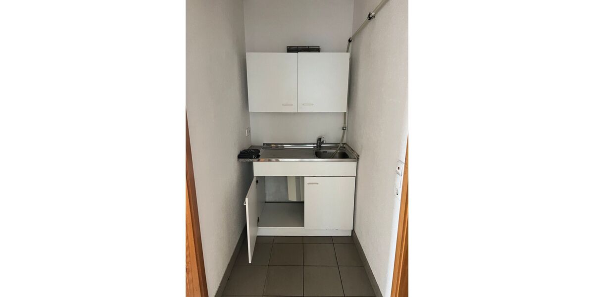 Helle Büroräume mit Lager im UG - Gewerbeobjekt Rutesheim | Angebot:27302387