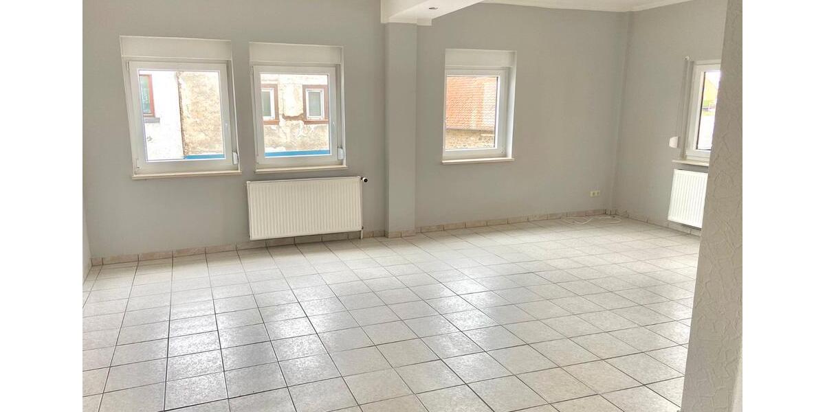 Etagenwohnung Nidda - 4 Zimmer, 109 m&sup2;, 1.270&euro; | Angebot:25548927