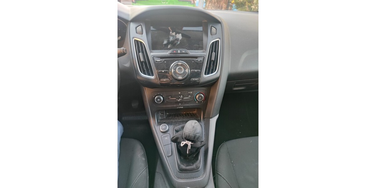 Ford Focus 168.408 km 3.500 € Bad Hönningen 53557