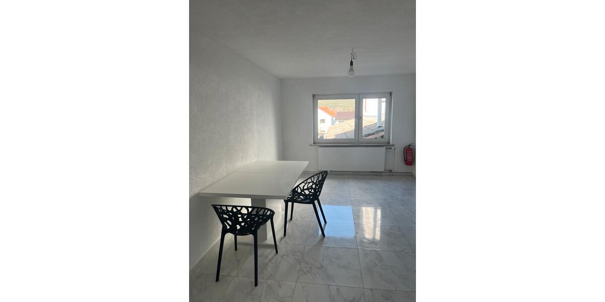 Einfamilienhaus Bad Hersfeld - 4 Zimmer, 100 m&sup2;, 1.250&euro; | Angebot:26129819