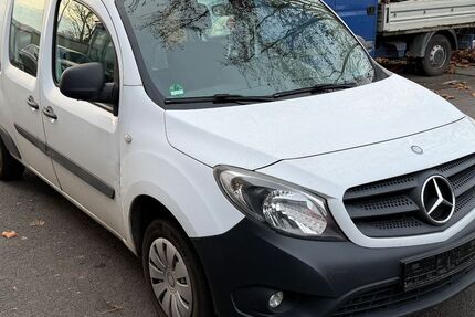 Mercedes-Benz Citan 107.000 km 8.990 &euro; Wiesbaden 65203