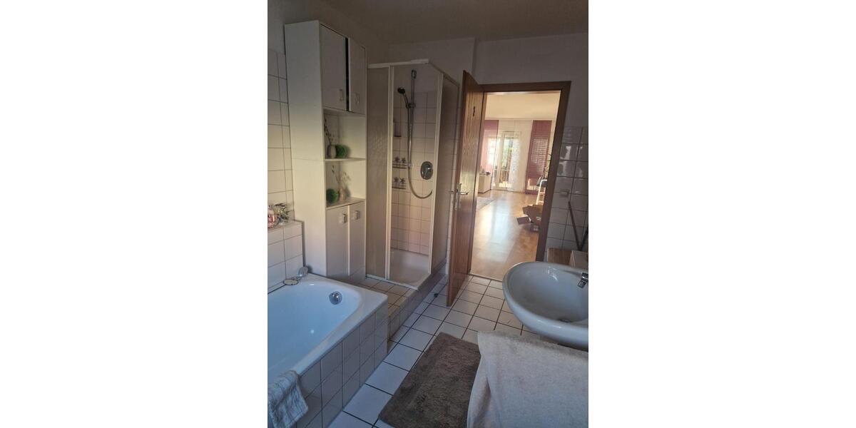 Erdgeschoßwohnung Trossingen - 3 Zimmer, 85 m&sup2;, 250.000&euro; | Angebot:26785738
