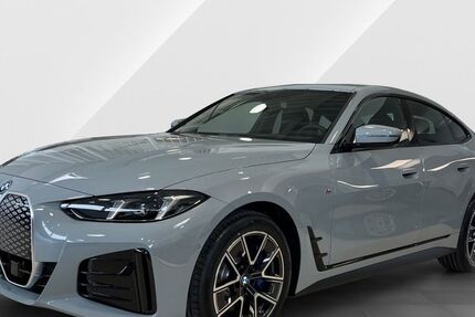 BMW i4 9.588 km 53.910 € Versmold 33775