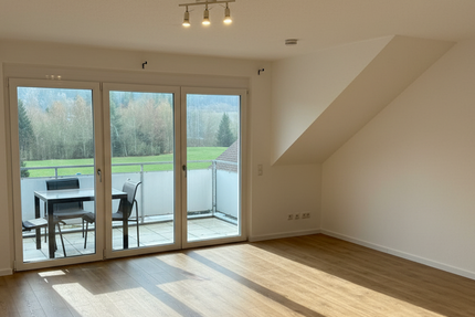 Wohnung Titisee Titisee - 2 Zimmer, 61 m&sup2;, 880&euro; | Angebot:26318173