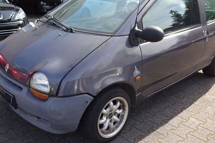 Renault Twingo 120.000 km 1.999 € Lorsch 64653