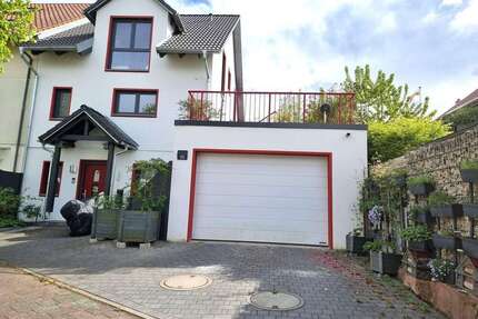 Haus zum Mieten in Mauer 2.400 € 139 m²