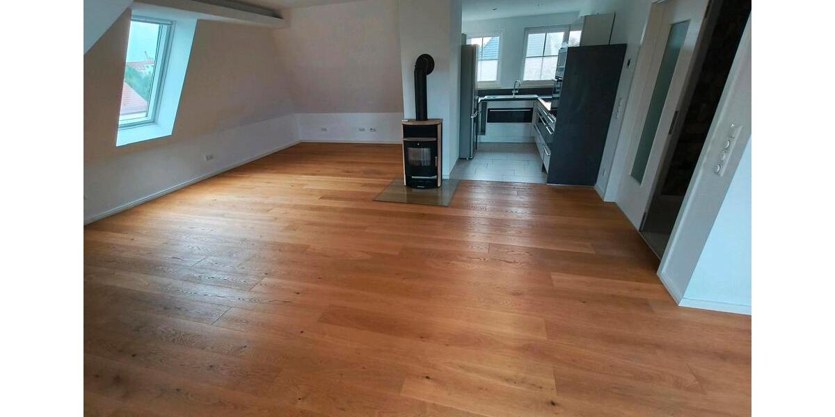 Dachgeschoßwohnung Leipzig Ost - 4 Zimmer, 100 m&sup2;, 325.000&euro; | Angebot:26854340