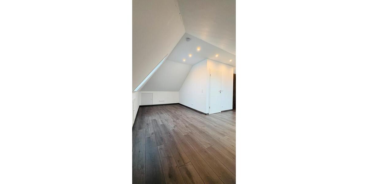 Dachgeschoßwohnung Beverstedt - 2 Zimmer, 45 m&sup2;, 600&euro; | Angebot:24768376