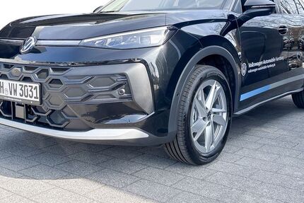 VW T-Roc 1.450 km 37.750 &euro; Hamburg 22111