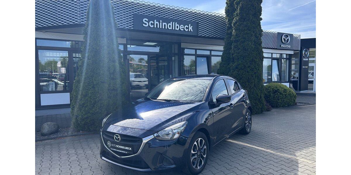 Mazda 2 99.981 km 10.490 &euro; Regensburg 93055