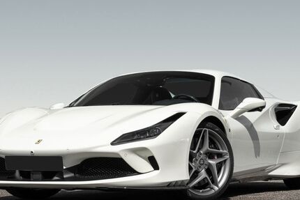 Ferrari F8 1.250 km 342.500 € Hamburg 20354