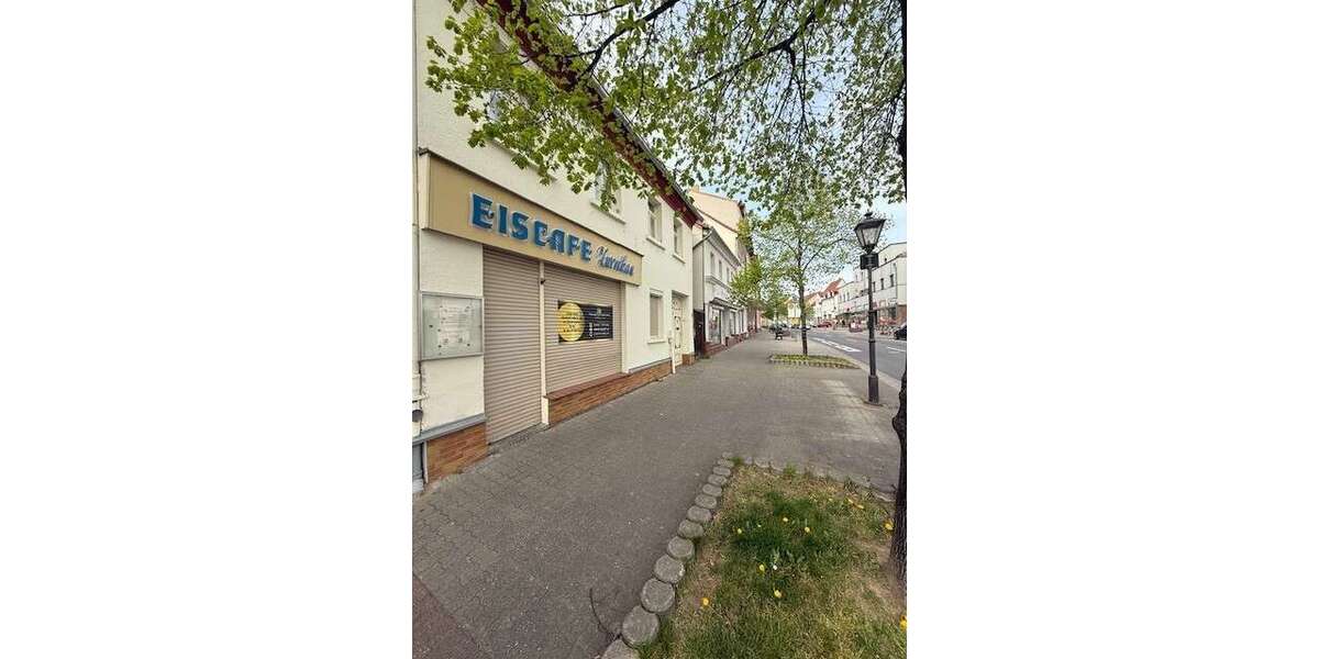 Haus zum Kaufen in Zwenkau 259.000 € 312.46 m² 5 zimmer