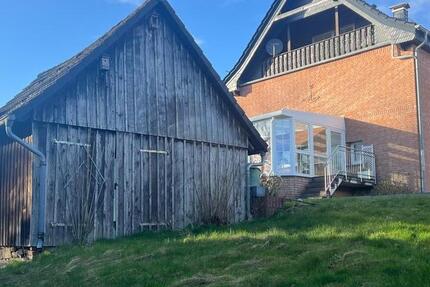 Haus Wipperfürth - 5 Zimmer, 227 m&sup2;, 1.950&euro; | Angebot:26310471