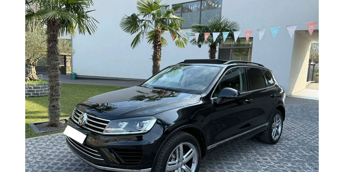 VW Touareg 123.500 km 19.700 &euro; Roetgen 52159
