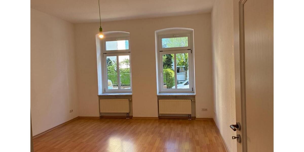 Hochparterre Gera Debschwitz - 2 Zimmer, 73 m&sup2;, 438&euro; | Angebot:26396261