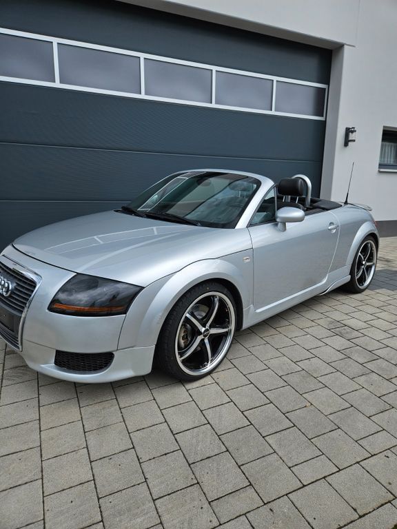 Audi TT 202.200 km 9.999 € Ensdorf 92266