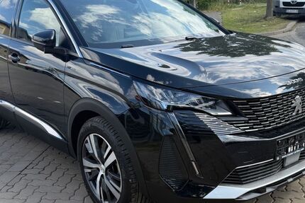 Peugeot 3008 105.000 km 15.999 &euro; Berlin 12099