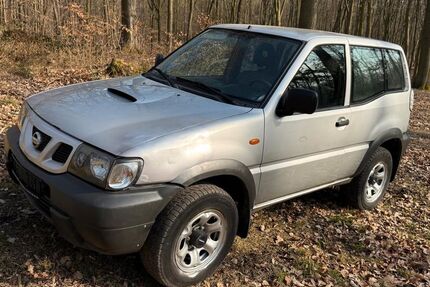 Nissan Terrano 127.000 km 6.500 &euro; Schellerten OT Wendhausen 31174