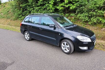 Skoda Fabia 173.000 km 2.689 &euro; Gering 56751