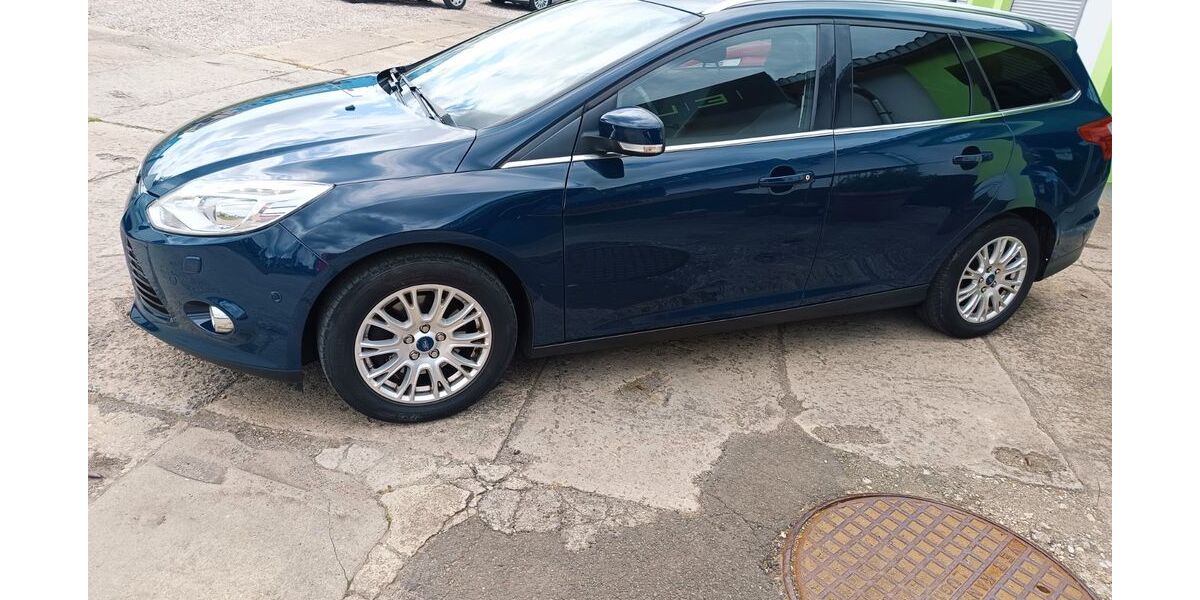 Ford Focus 149.000 km 4.998 &euro; Gera 07551