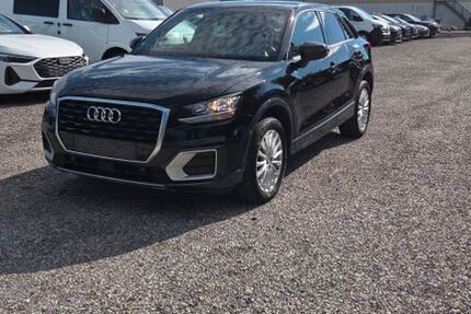 Audi Q2 93.900 km 14.500 &euro; Bad Aibling 83043